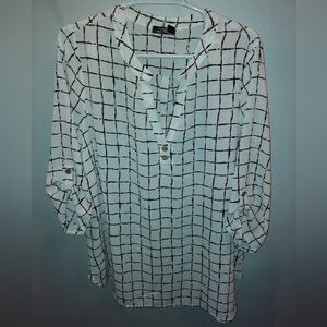 NWT Cure Womens blouse Size 1X White, Brown, Black Geometric Design